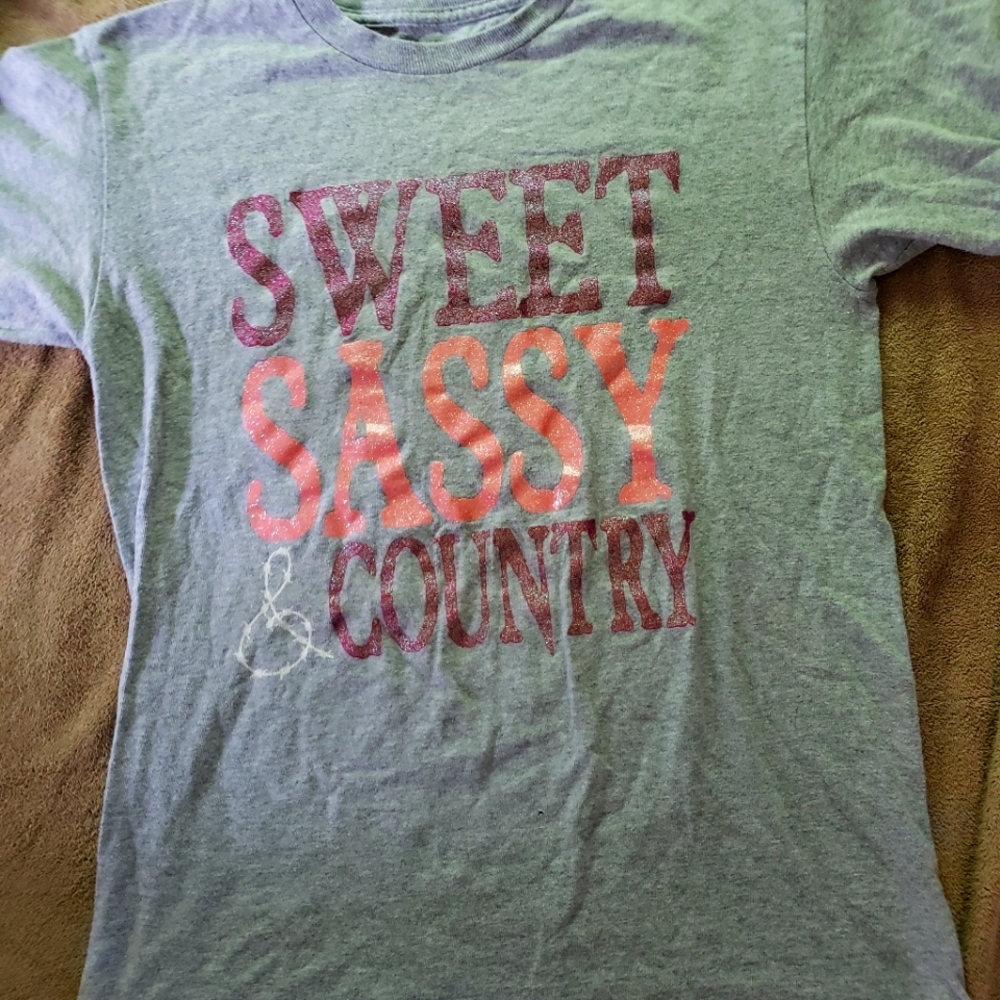 Graphic tee